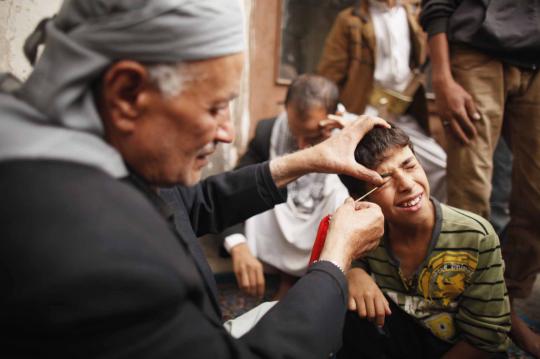 Menengok tradisi unik Mesir kuno membersihkan mata dari penyakit
