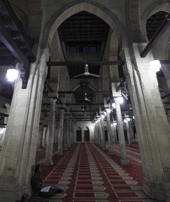 Masjid Al Azhar Kairo yang berusia lebih dari 1.000 tahun