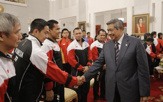 Pemain dan pengurus PBSI berkunjung ke Istana Negara