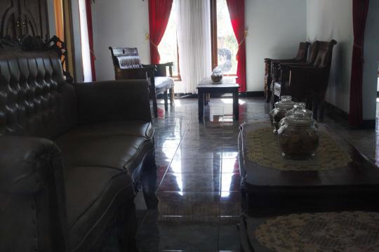 Mengintip bagian dalam rumah dukun jagal Muhyaro