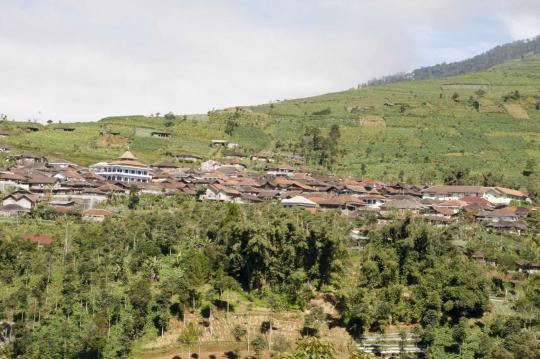 Mengintip bagian dalam rumah dukun jagal Muhyaro