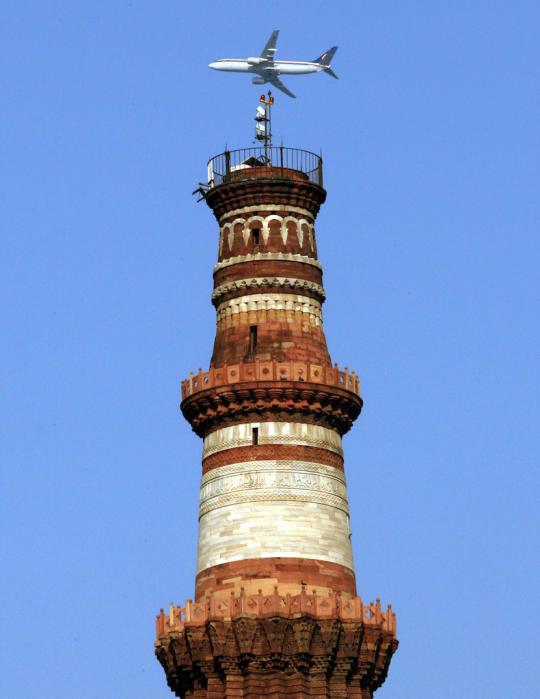 Qutub Minar, menara tertinggi di India berusia 1.000 tahun