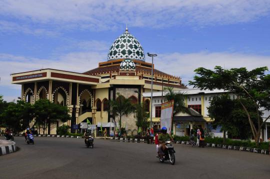 Masjid Agung Tegal, lokasi tepat melepas lelah saat mudik