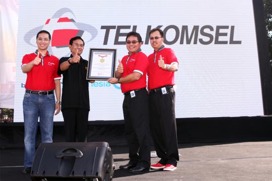 Telkomsel meluncurkan Mobile Grapari ke penjuru Nusantara