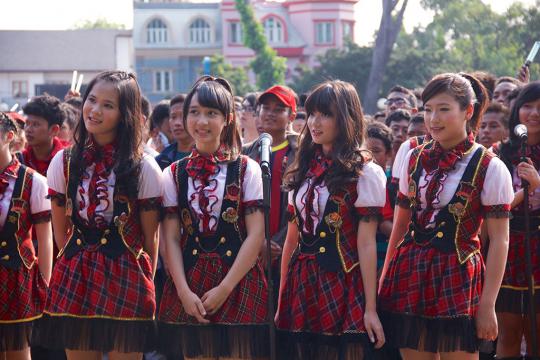 'Upacara bendera' bersama JKT48 (bagian 1)