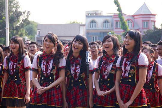 'Upacara bendera' bersama JKT48 (bagian 1)