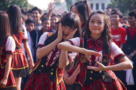 'Upacara bendera' bersama JKT48 (bagian 2)