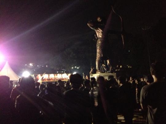 Konser Metallica 2013 GBK, pesta metalhead se Indonesia