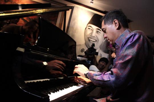 Dentingan piano Gita Wirjawan di Konvensi Capres Demokrat