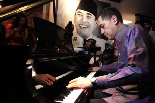 Dentingan piano Gita Wirjawan di Konvensi Capres Demokrat