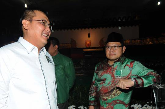 Muhaimin Iskandar main wayang di Harlah PKB ke-15