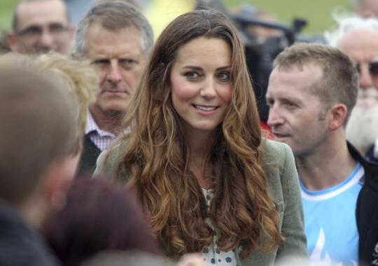 Penampilan resmi pertama Kate Middleton pasca melahirkan