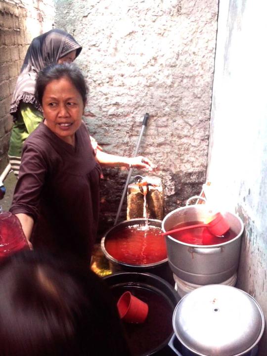 Heboh air merah di Lenteng Agung