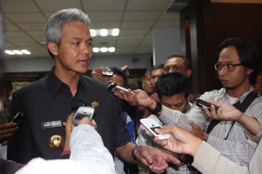 Cara Ganjar Pranowo redakan amarah ratusan warga Batang