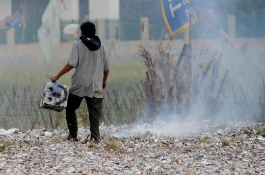 Adu petasan sebesar tank dan pesawat di Tangerang