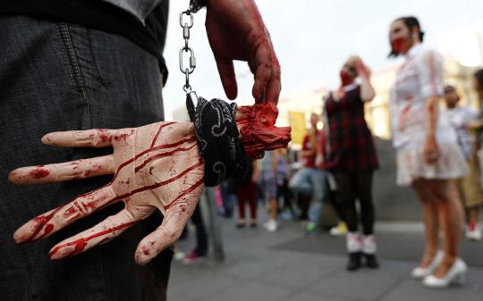 Puluhan zombie serbu Stasiun Frankfurt di Jerman