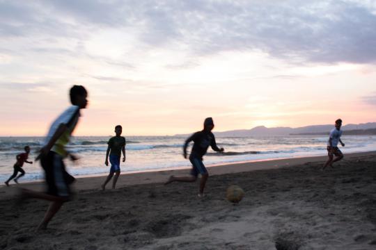 Menikmati pesona sunset Pantai Pelabuhan Ratu
