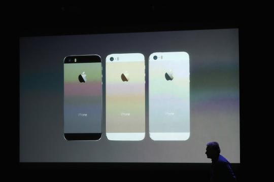 Apple perkenalkan iPhone 5S, 5C dan iOS 7 terbaru