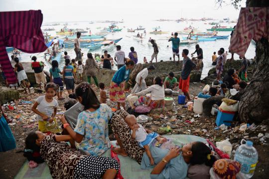 Ribuan warga mengungsi hindari konflik agama di Filipina Selatan