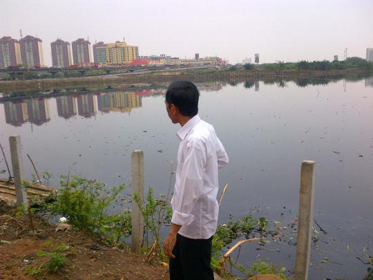 Jokowi blusukan ke Waduk Ria Rio