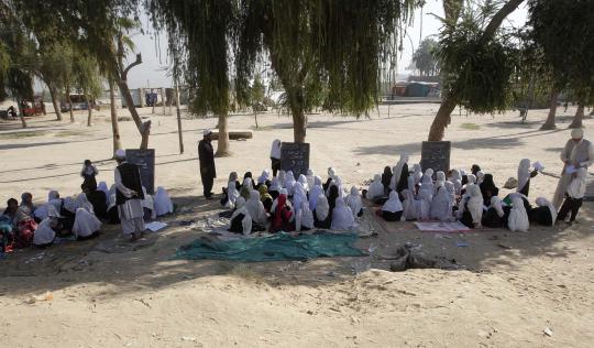 Ketika anak perempuan Afghanistan tersisihkan dari pendidikan