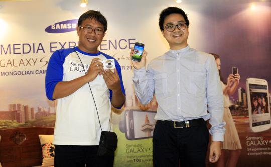 Samsung Galaxy S4 Zoom dan Galaxy S4 Mini hadir di Indonesia