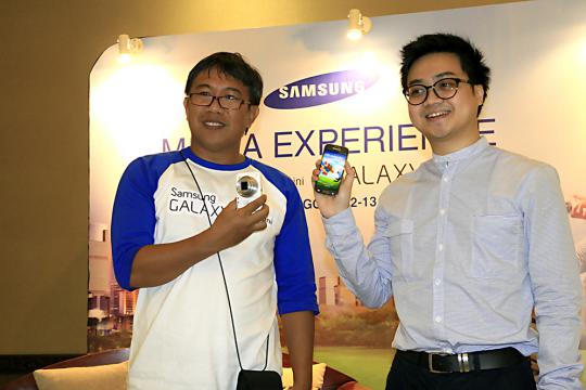 Samsung Galaxy S4 Zoom dan Galaxy S4 Mini hadir di Indonesia