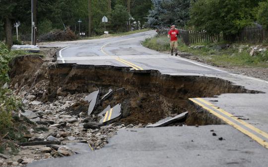 Yang tersisa dari banjir bandang dahsyat di Colorado