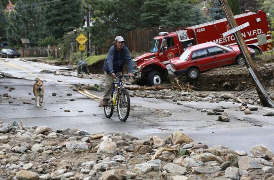 Yang tersisa dari banjir bandang dahsyat di Colorado