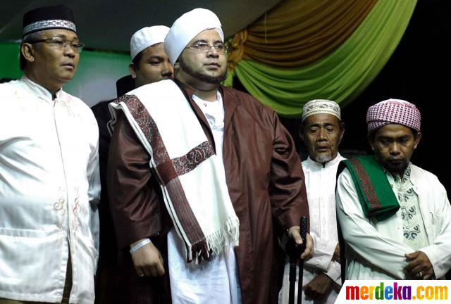 Foto : Habib Munzir Al Musawa dalam kenangan merdeka.com