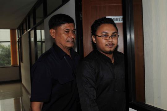 Saat Walikota Makassar & anak Luthfi bersaksi di sidang Fathanah