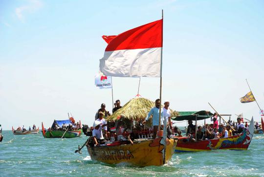 Kemeriahan perayaan sedekah bumi & laut di Semarang