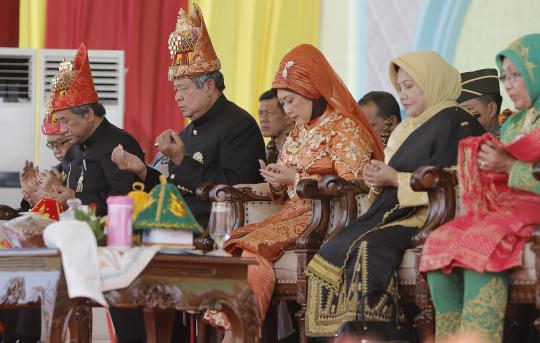 Berpakaian adat, SBY buka Pesta Kebudayaan Aceh