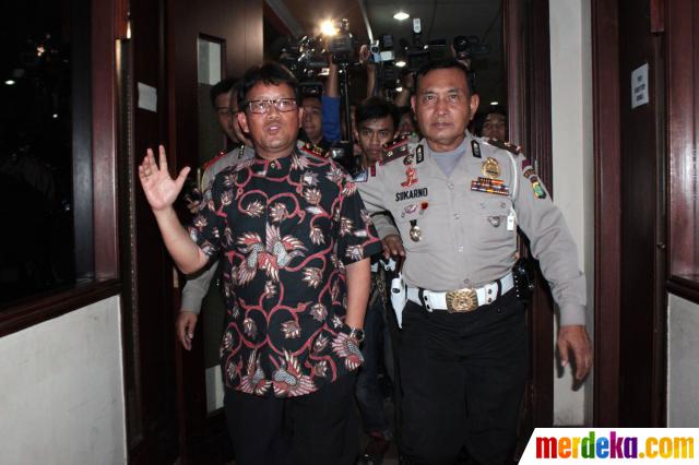 Foto : Ayah Arin diperiksa terkait kecelakaan Dul merdeka.com