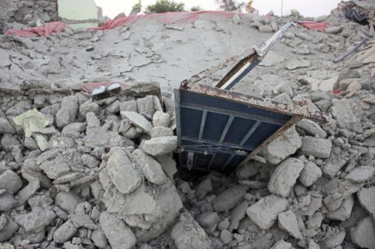 Yang tersisa dari guncangan gempa Pakistan