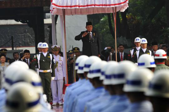 Murid sekolah ramaikan Hari Kesaktian Pancasila di Lubang Buaya