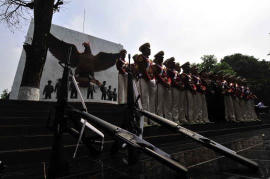 Ikuti upacara di Lubang Buaya, puluhan pelajar pingsan