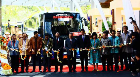 Panitia lepas 100 'Green Bus' untuk layani rombongan KTT APEC