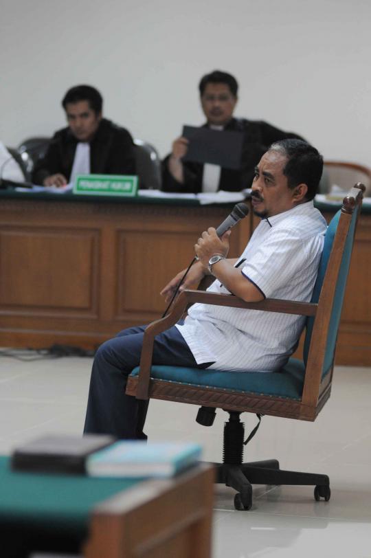 Kesaksian Luthfi Hasan Ishaaq di sidang lanjutan Ahmad Fathanah