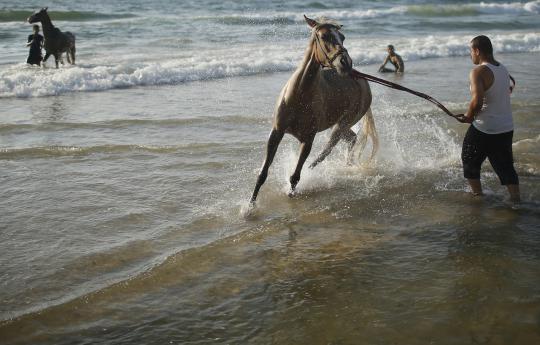 Berkeliling pantai Gaza, tempat wisata favorit warga Palestina