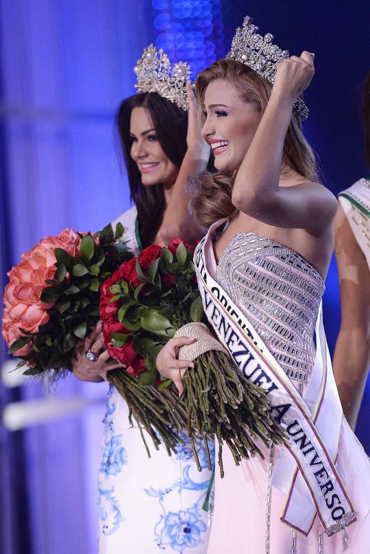 Migbelis Castellanos, wanita 18 tahun peraih Miss Venezuela 2013