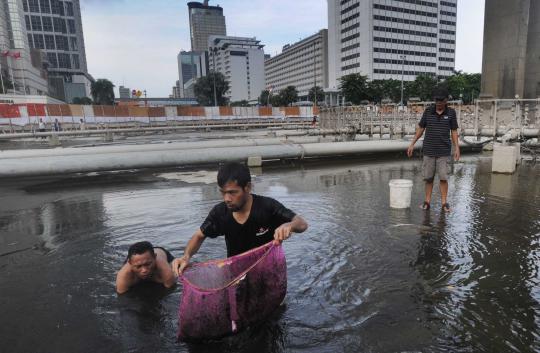 Direnovasi, Bundaran HI menjadi tempat mencari ikan