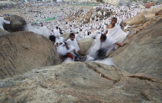 Jutaan umat muslim dunia jalani wukuf di Arafah