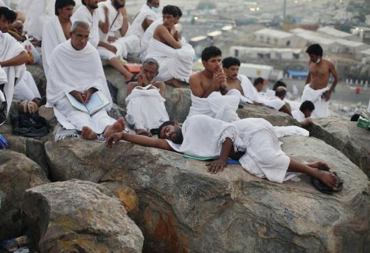 Jutaan umat muslim dunia jalani wukuf di Arafah