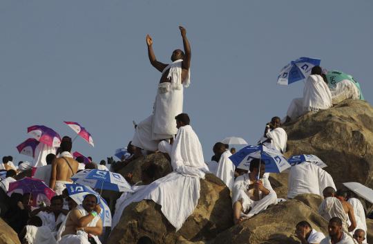 Jutaan umat muslim dunia jalani wukuf di Arafah