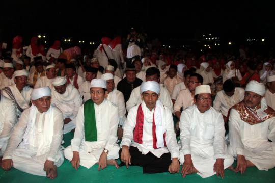 Jokowi rayakan Jakarta Night Religious Festival 2013