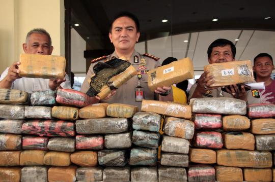 Polres Jakut tangkap tersangka pemilik 66 kg ganja