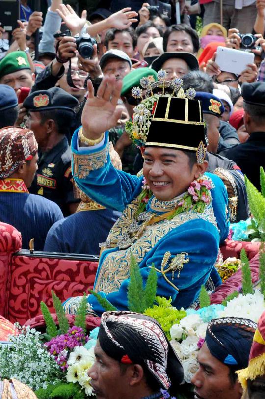 Kemeriahan kirab pernikahan agung Keraton Yogyakarta