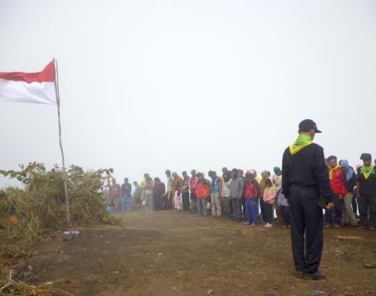 Peringatan Sumpah Pemuda di Puncak Gunung Cikuray, Garut