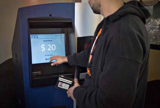 Pemasangan mesin ATM uang elektronik pertama di Kanada